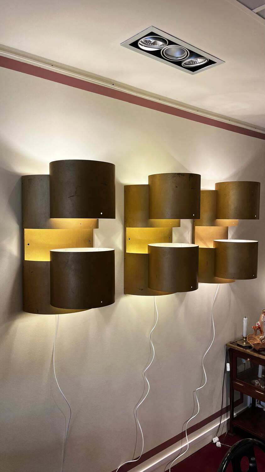 Large wall lights 70