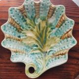 Pair of slip leaf cups
