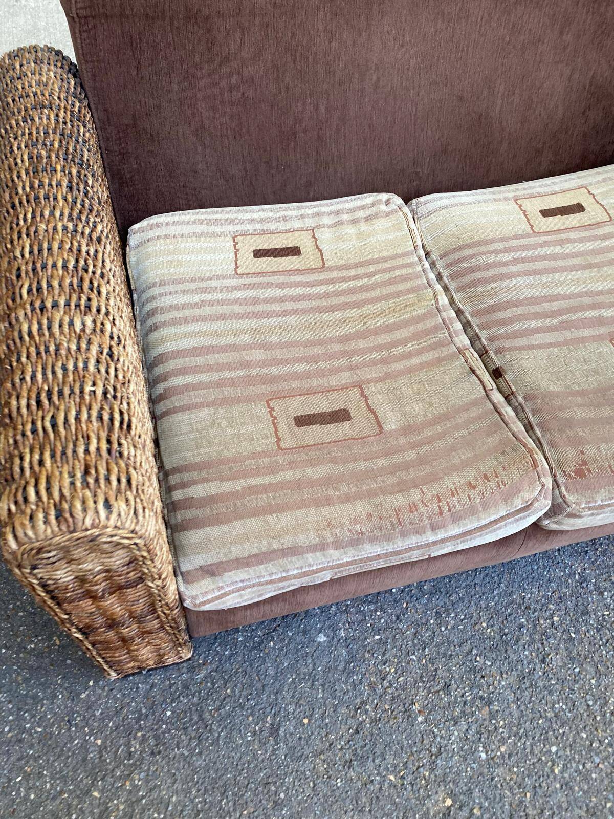 Exotic 2-seater sofa in woven banana tree / rattan and brown fabric.