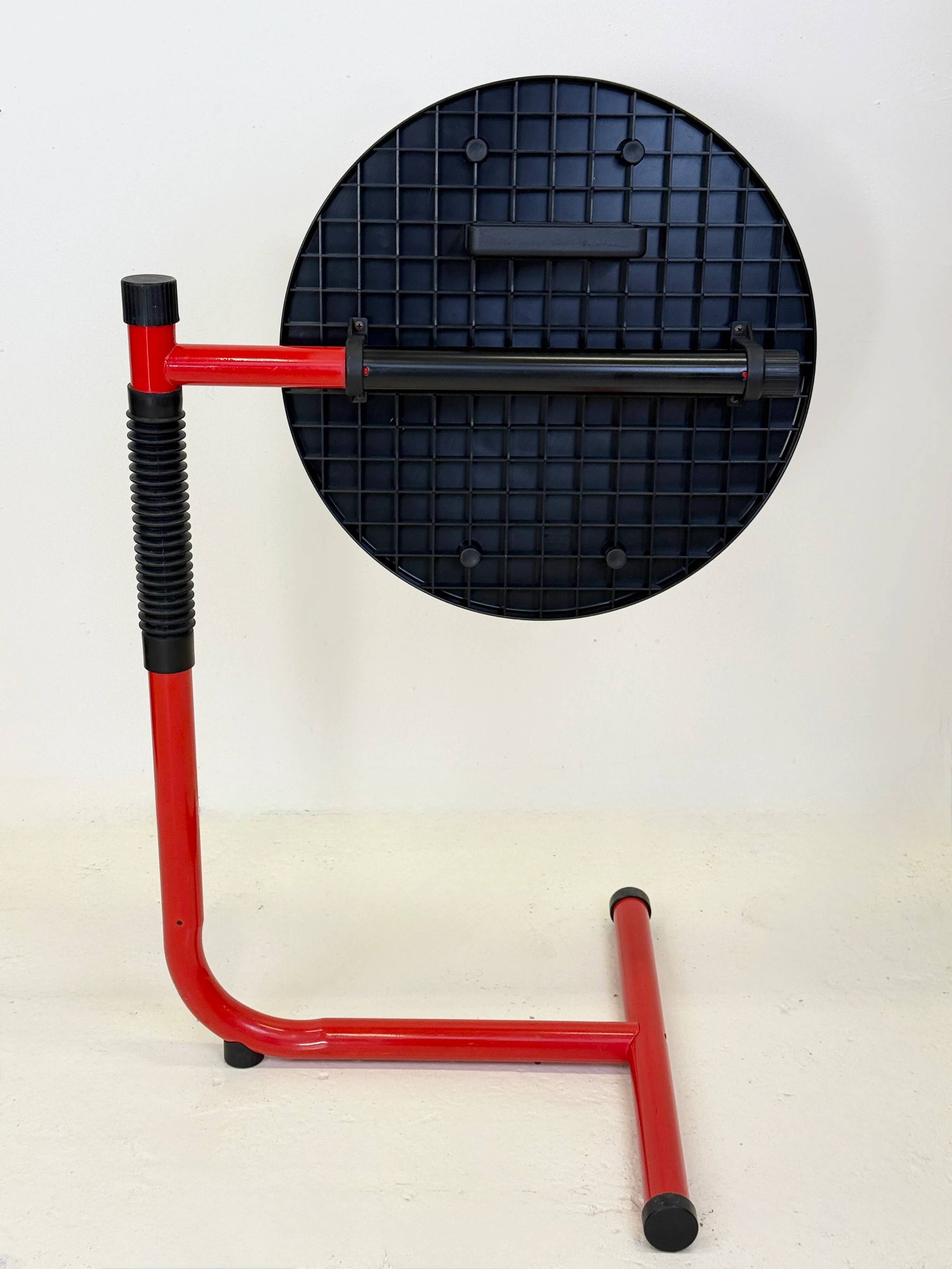 Side table / desk "Servomuto" by Lucci & Orlandini for Magis, Italy, 1980s