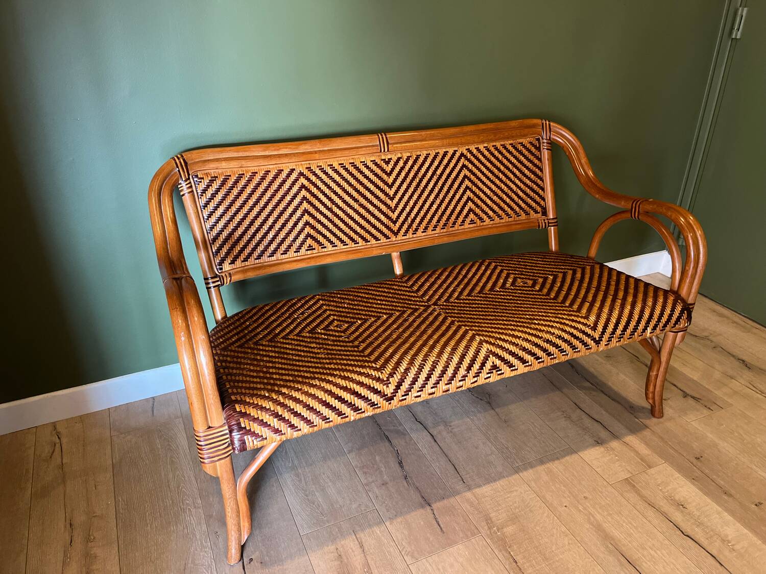 Ensemble canapé table rotin vintage 70 Riviera bohème