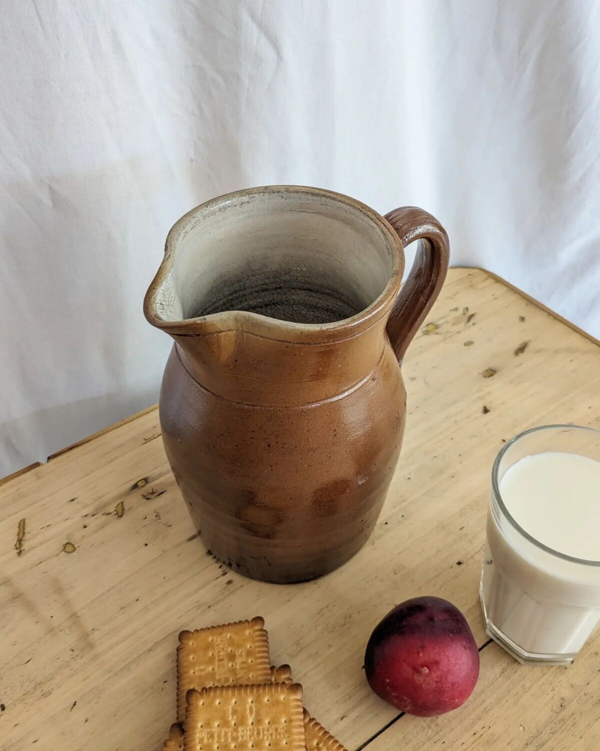 Pot à lait en terre cuite vernissée