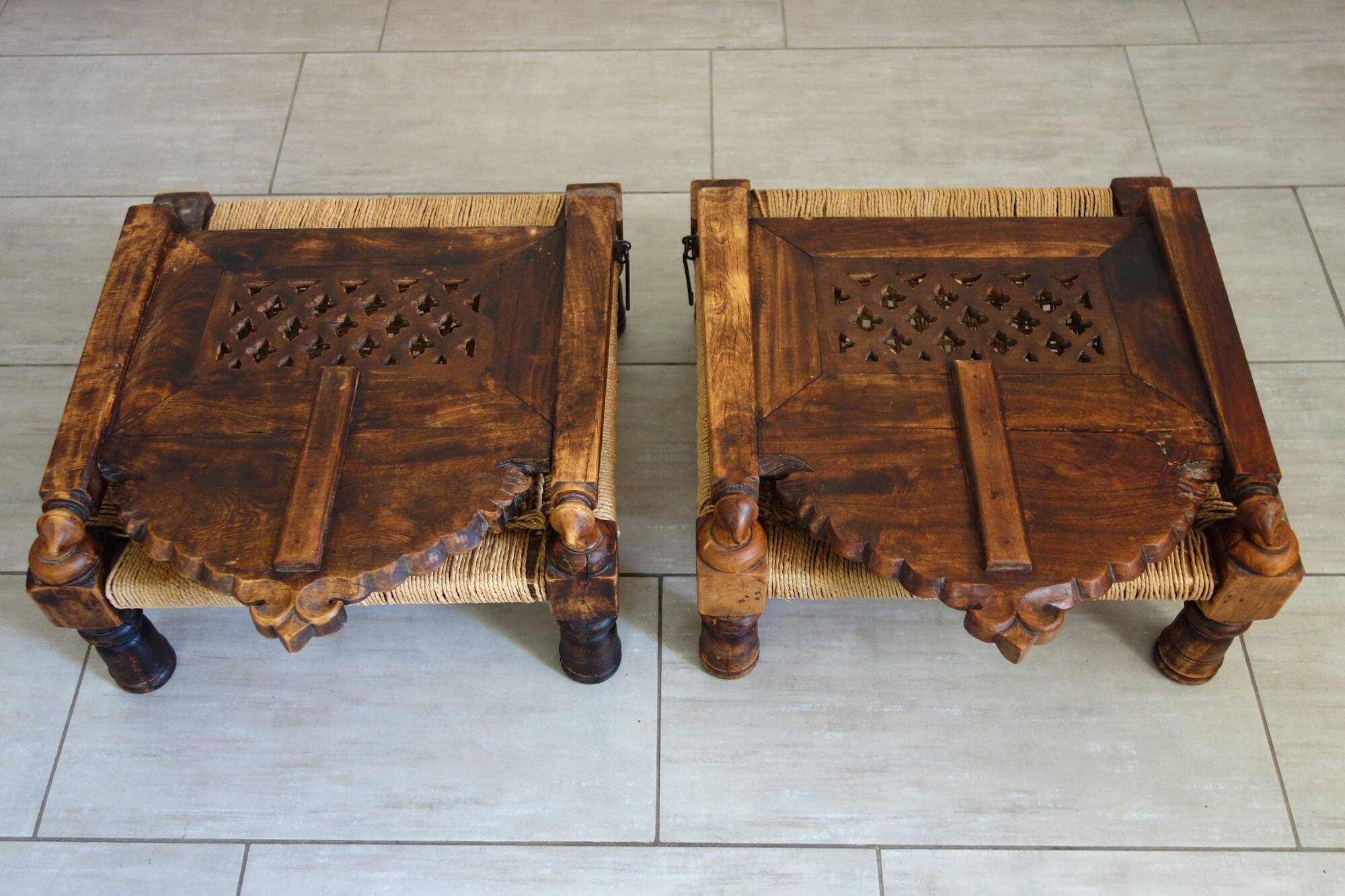 2 chaises traditionnelles Pida, Inde, années 50/60