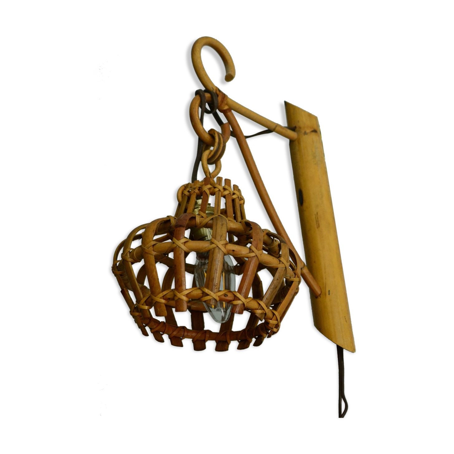 Vintage wall sconce rattan gallows