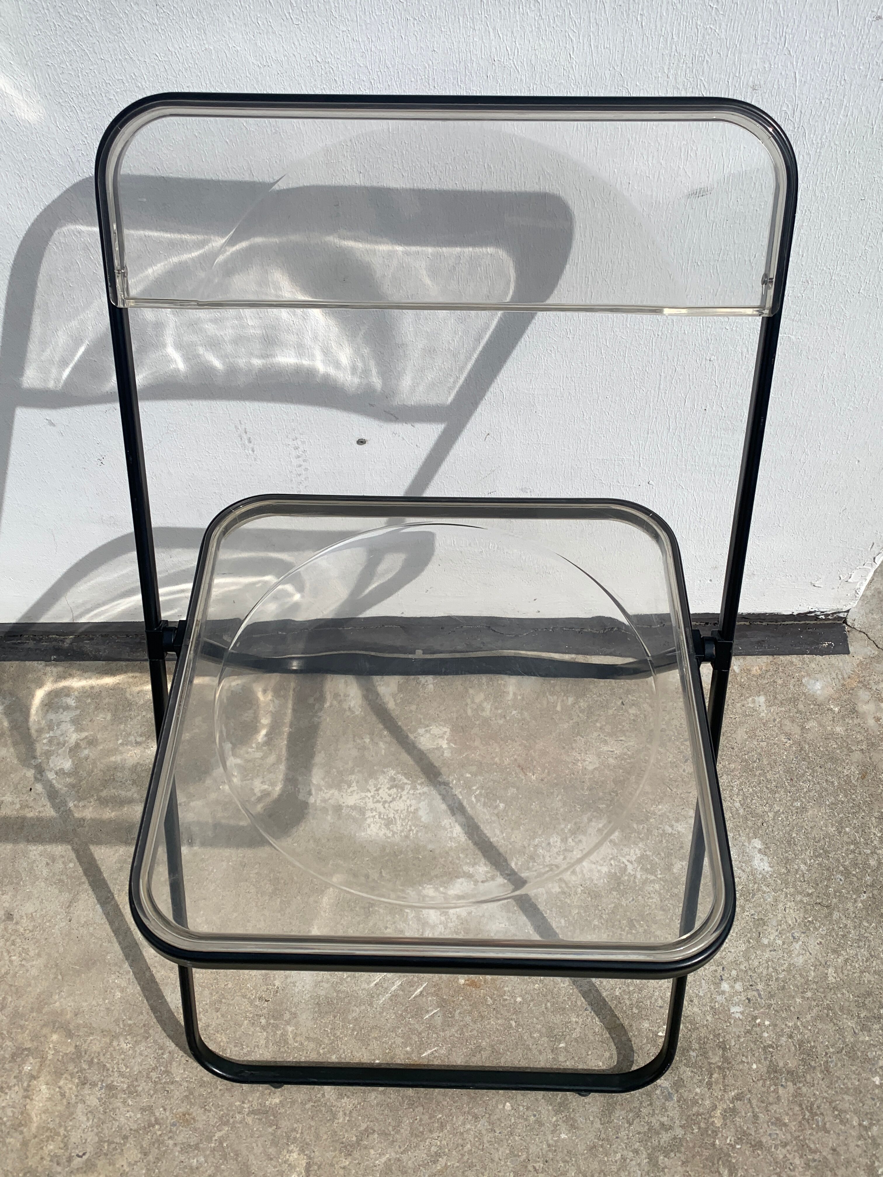 4 folding chairs design Stua Patent, 1970