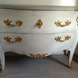 Commode style Louis XV