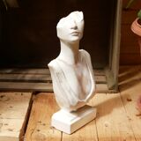 Woman bust in resin