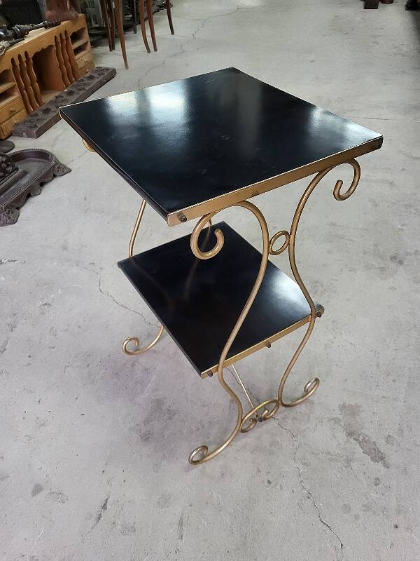 Petite sellette a 2 niveaux en metal et bois 1960