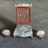 Prie dieu en noyer du 19e siècle et ces repose pieds