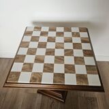 Table d'échecs en onyx sur pied en bois