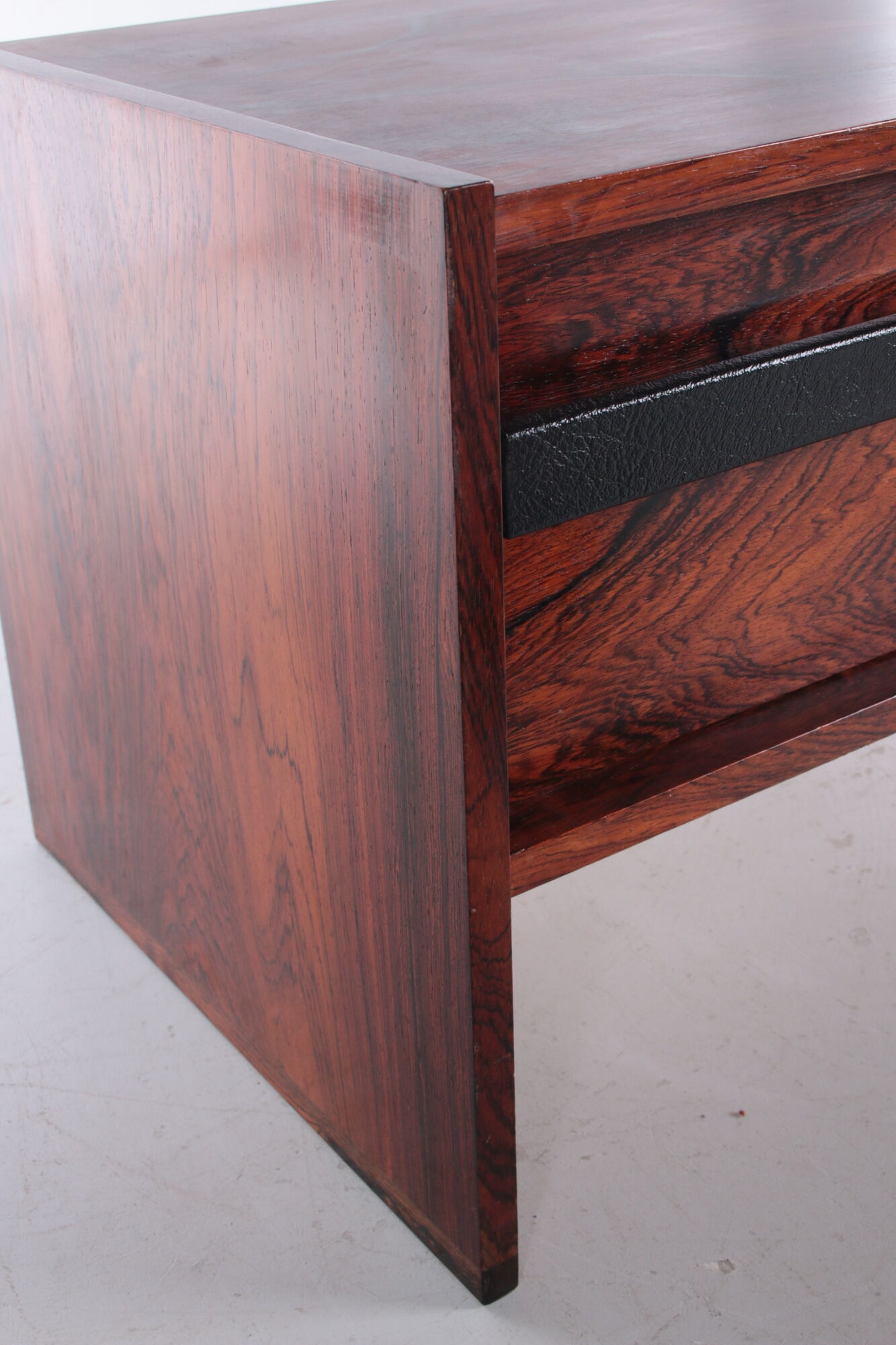 Low sideboard or TV cabinet made of Pallisander wood from the 1960s, Sweden.