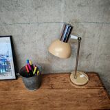 Table unique en bois avec piètement industriel métallique