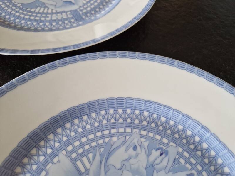 Limoges porcelain for Hermès, Paris - Set of 4 flat plates - Les Pivoines