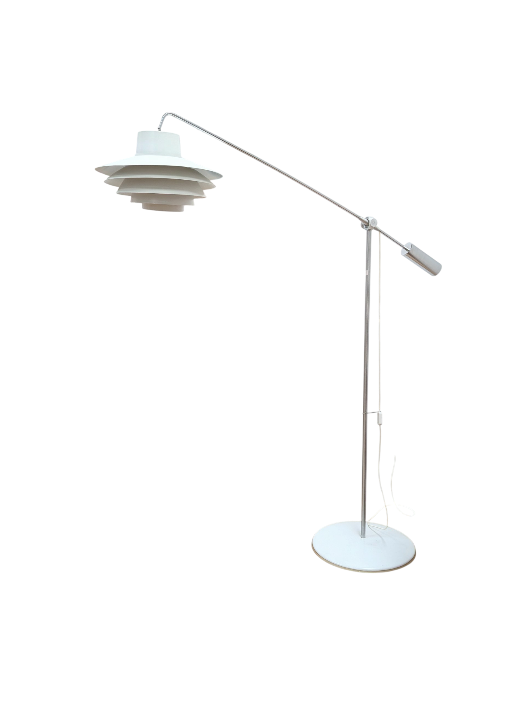 Modular floor lamp