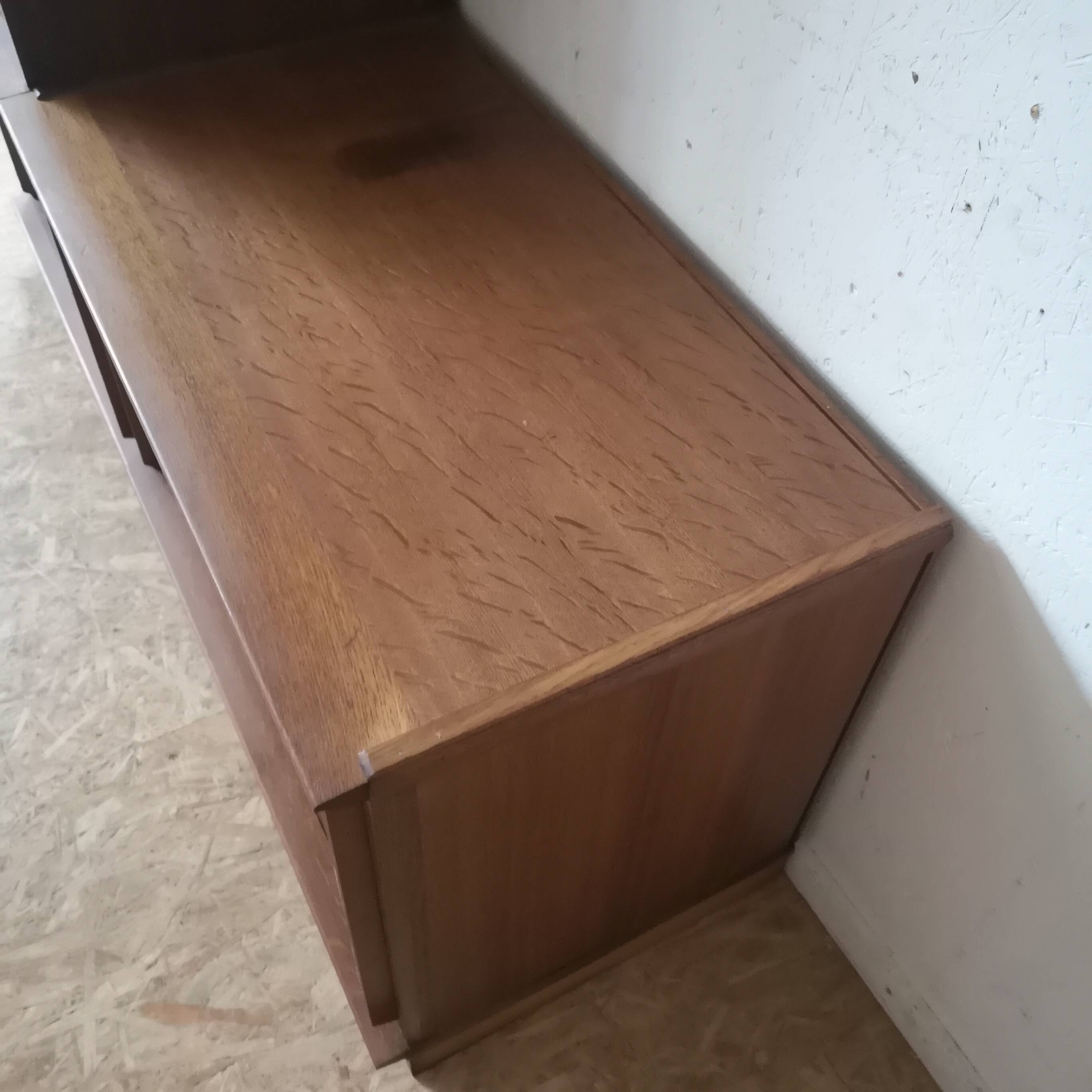 Asymmetrical Oscar furniture from the 60s/70s.