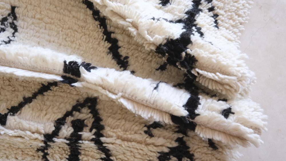 Azilal Berber Rug - 353 x 246 cm