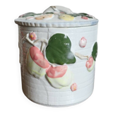 Slush storage box