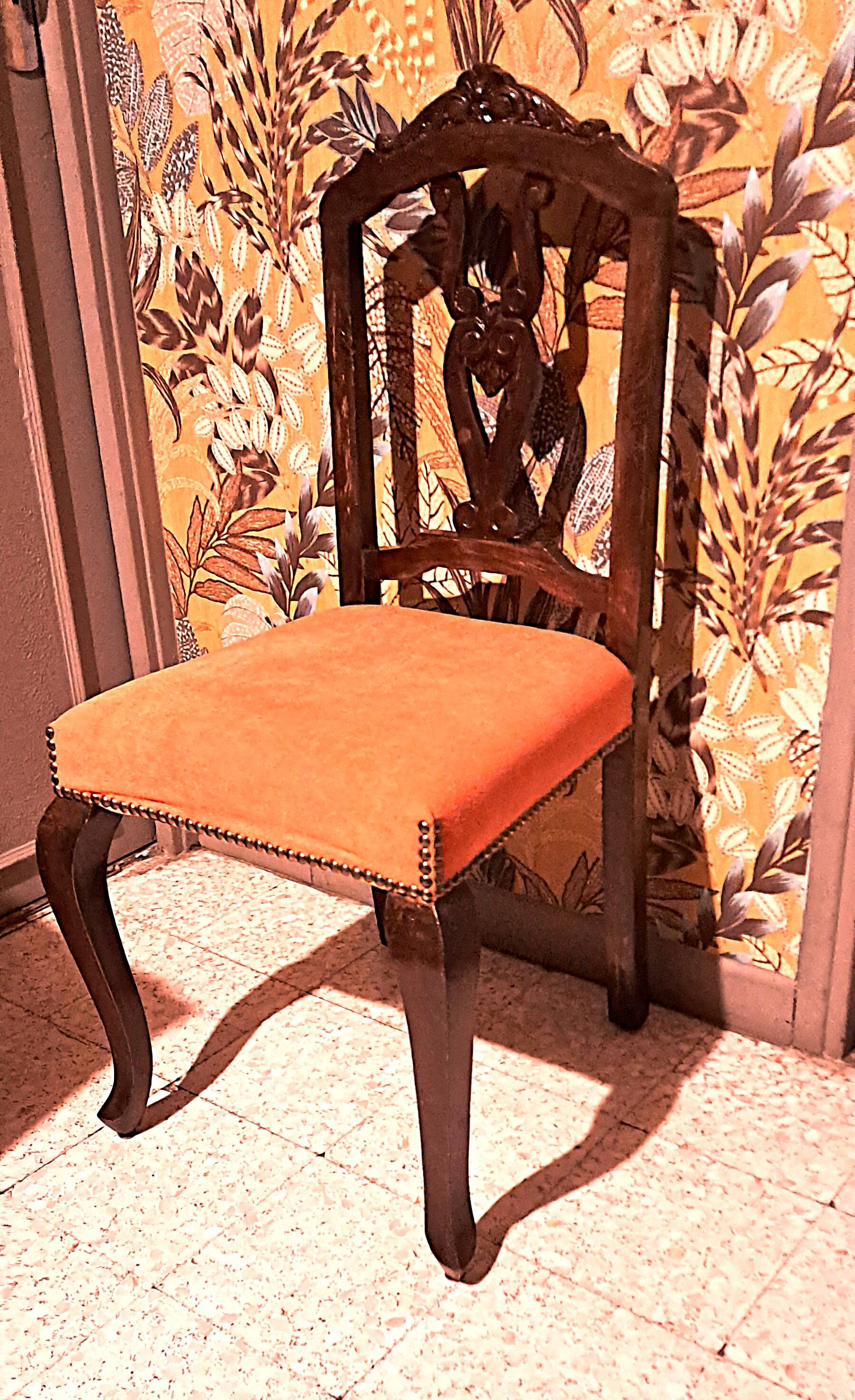 Varnished wood chair with orange velvet fabric, 1880/1900