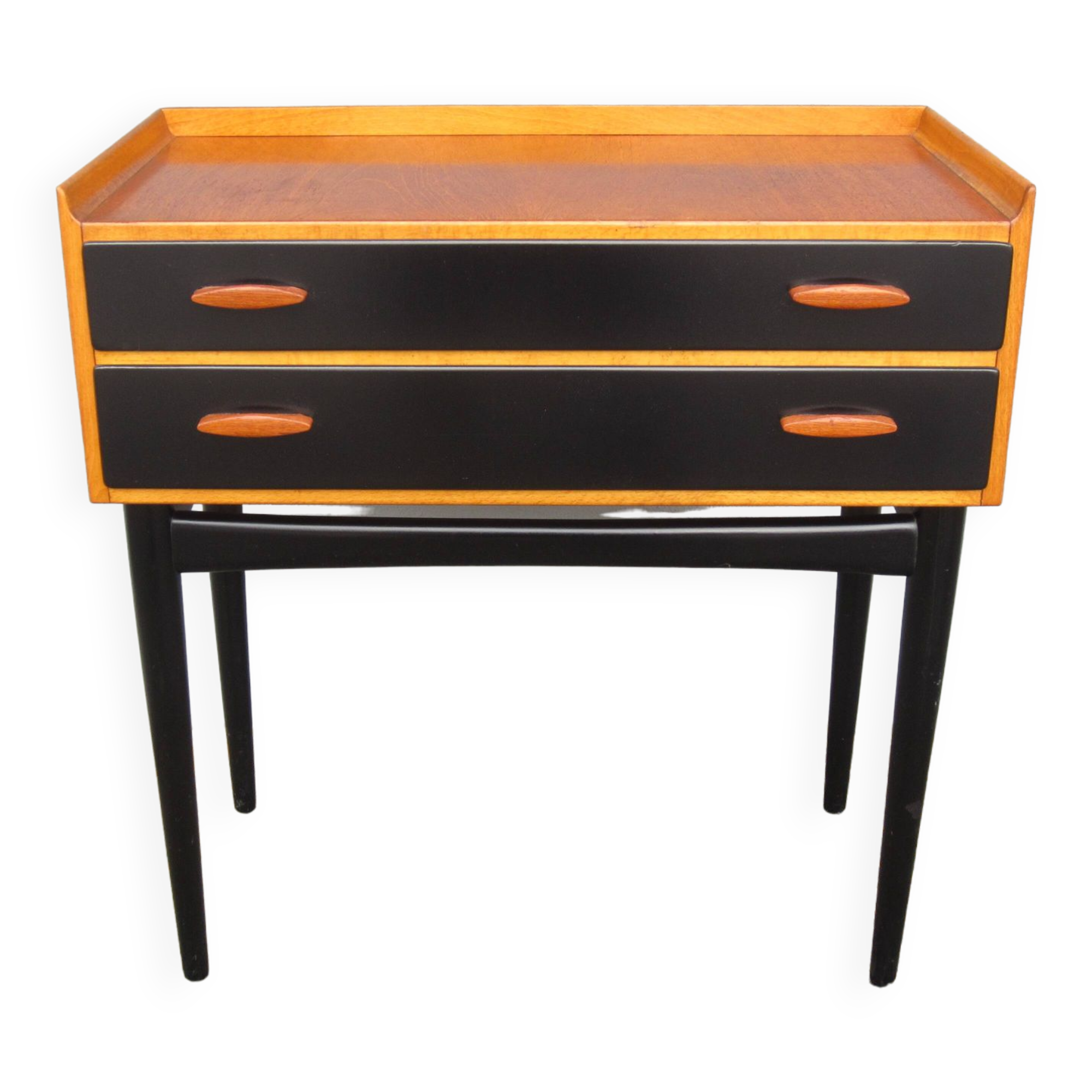 Scandinavian teak chest of drawers Treman Möbelfabrik