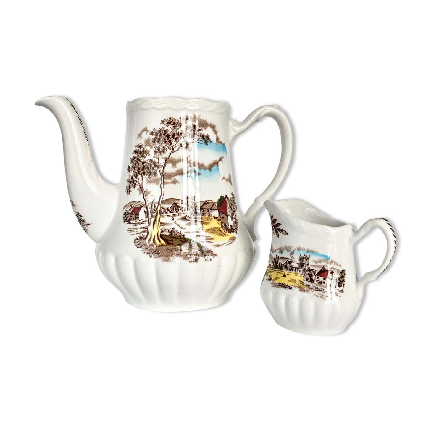 English earthenware cafeteria and its milk pot