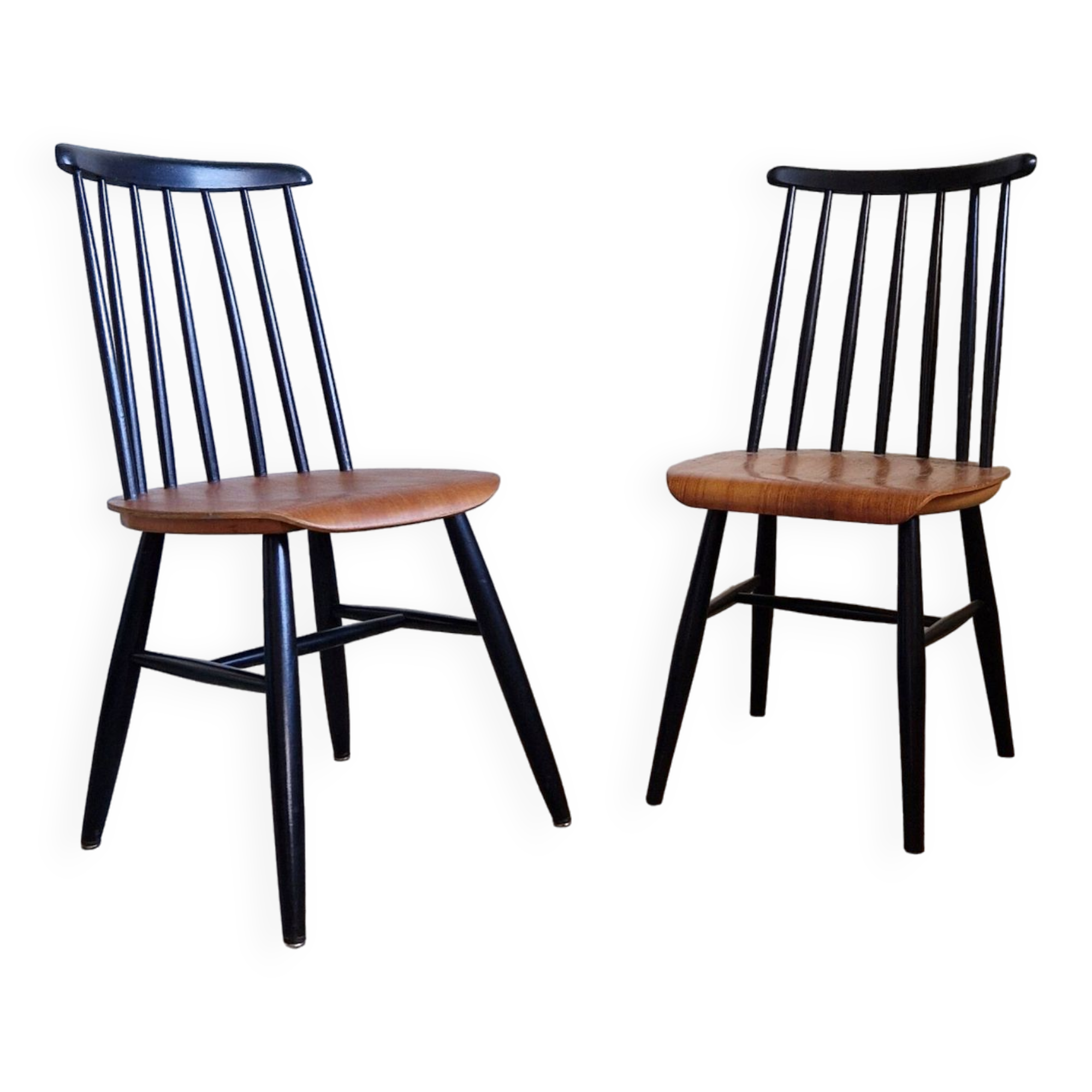 Fanett Scandinavian Chair