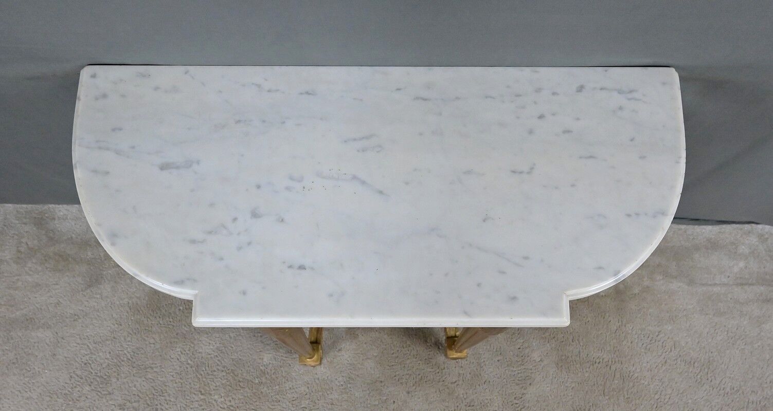 Petite console en marbre et bois doré, style Louis XVI – début XXe