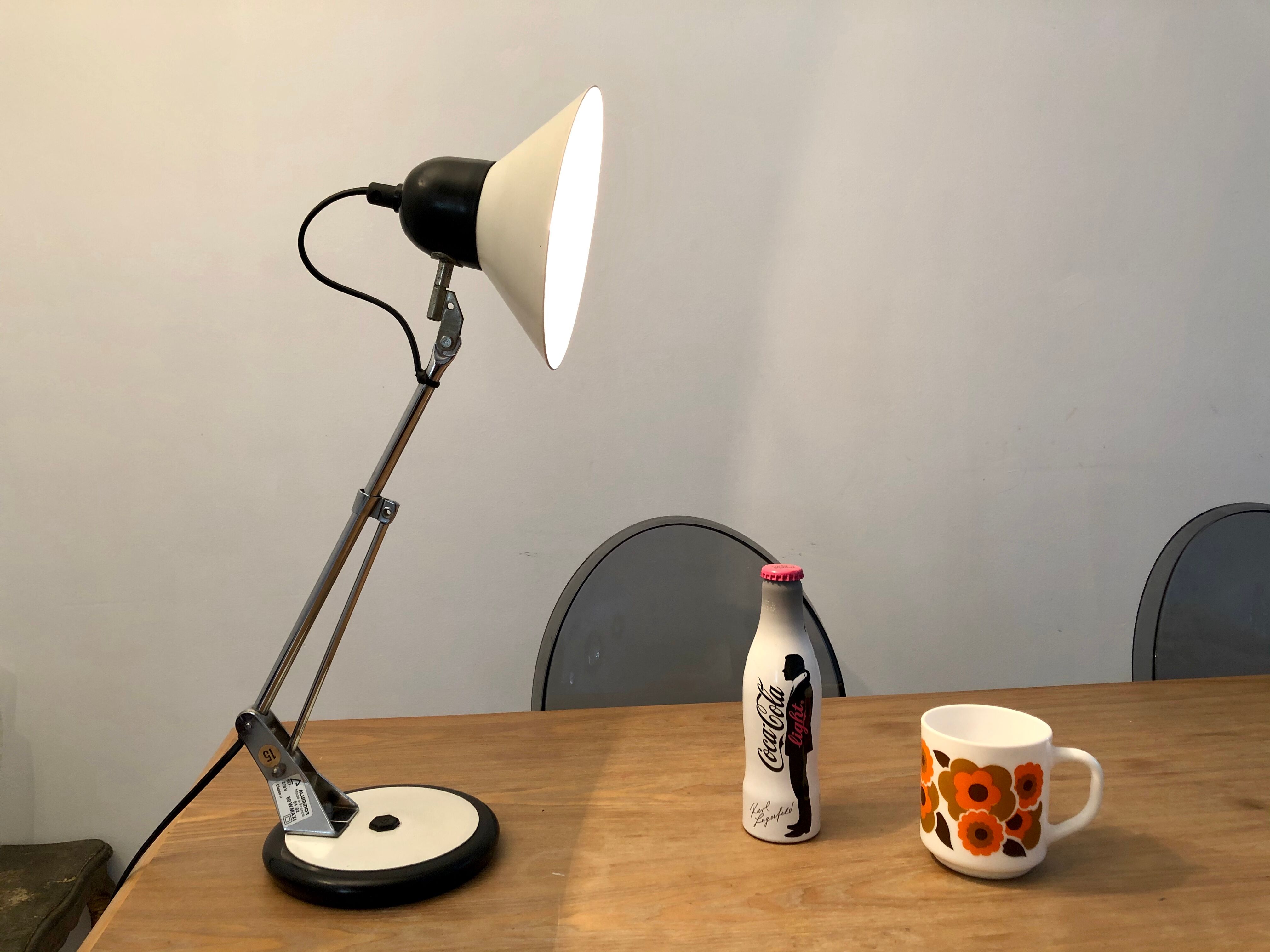 Aluminor 70s articulated desk lamp