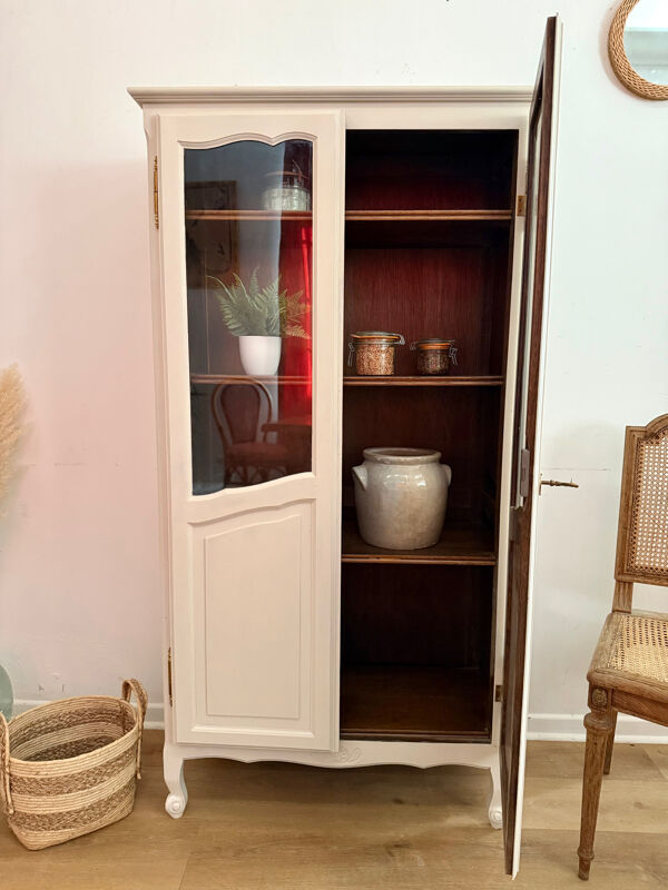 Petite vitrine bibliothèque