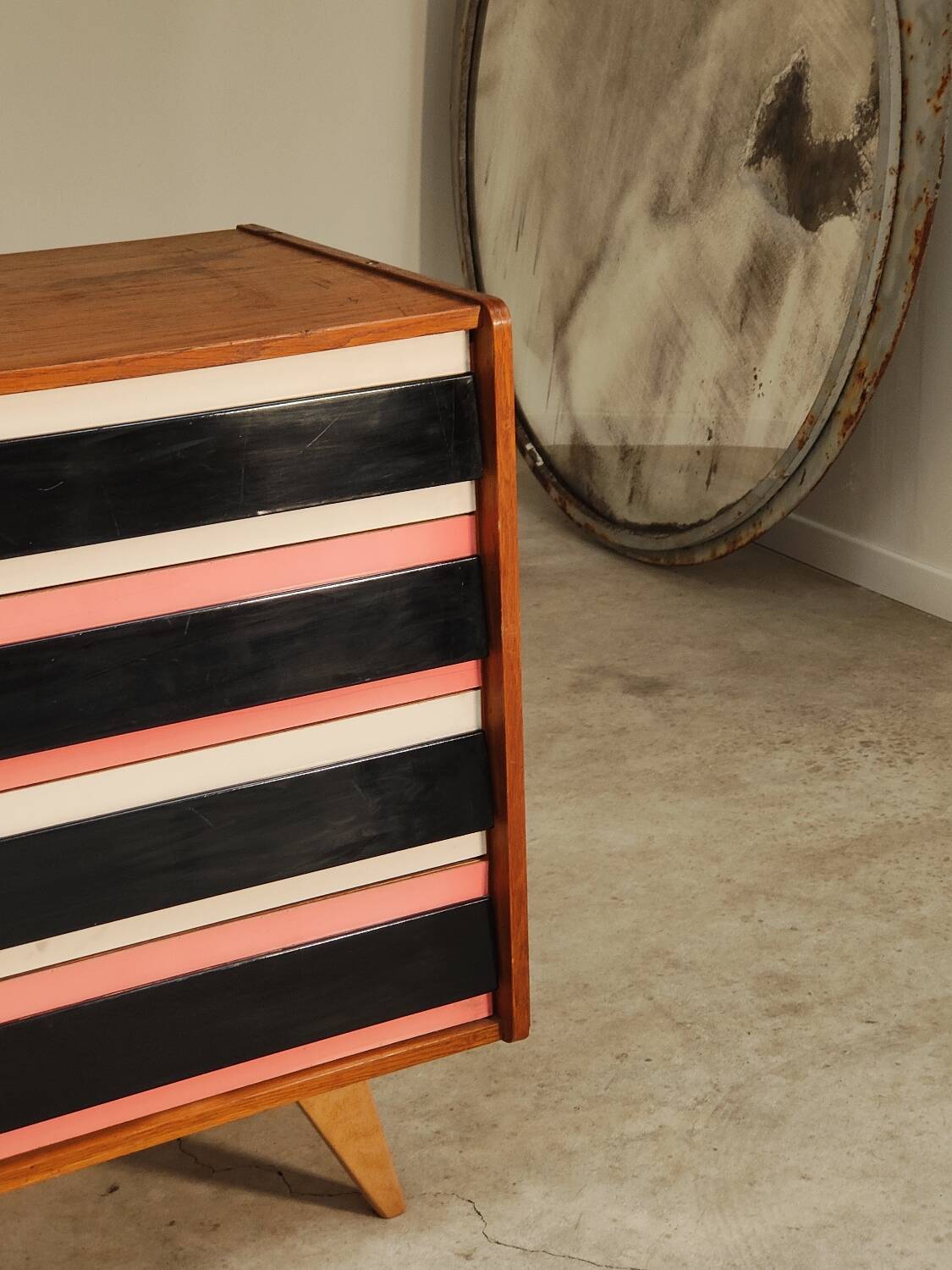 U-453 pink chest of drawers, old edition by Jiri Jiroutek for Interier Praha 1960