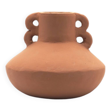 Vase en terre cuite à anses terracotta
