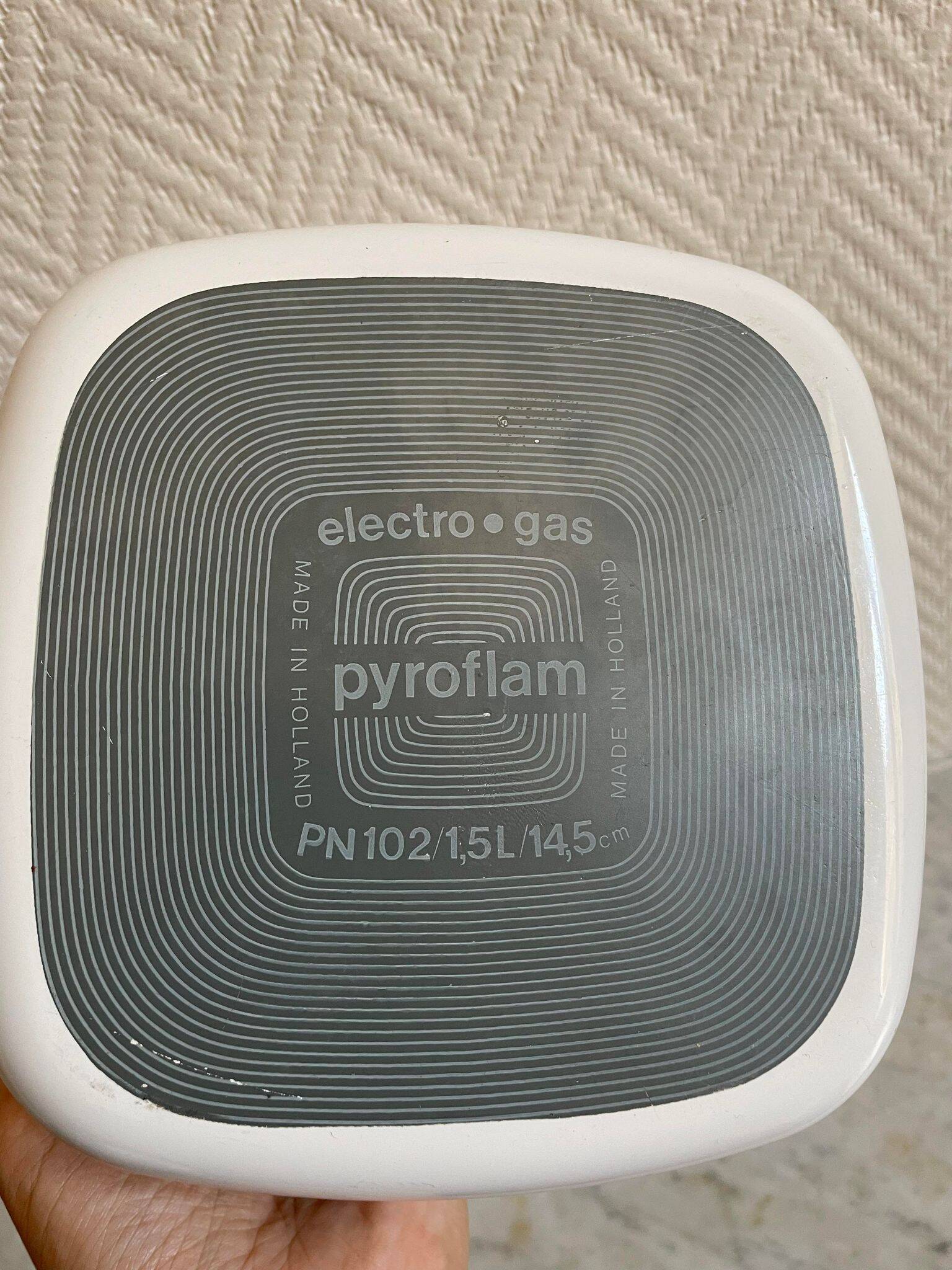 Corning Seventies Square Dish