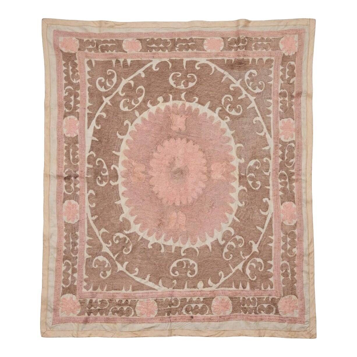 Vintage hand-embroidered tablecloth 138x155 cm