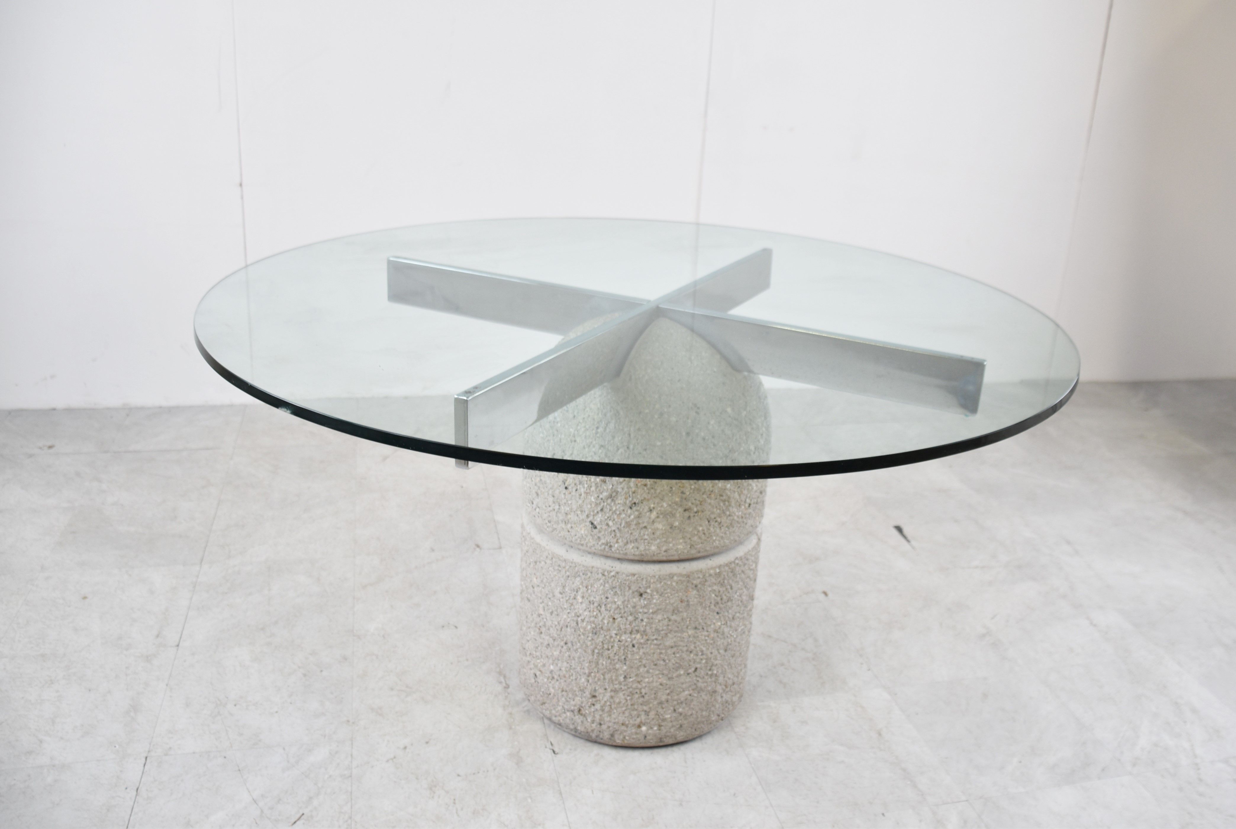 Giovanni Offredi "Paracarro" dining table for Saporiti, 1970s