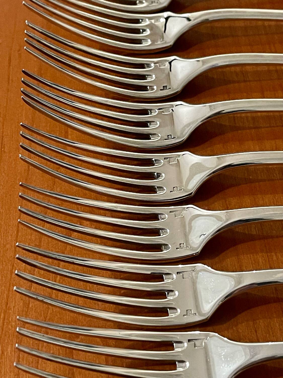 8 fourchettes 20,5 cm christofle cluny vieux paris très bon état