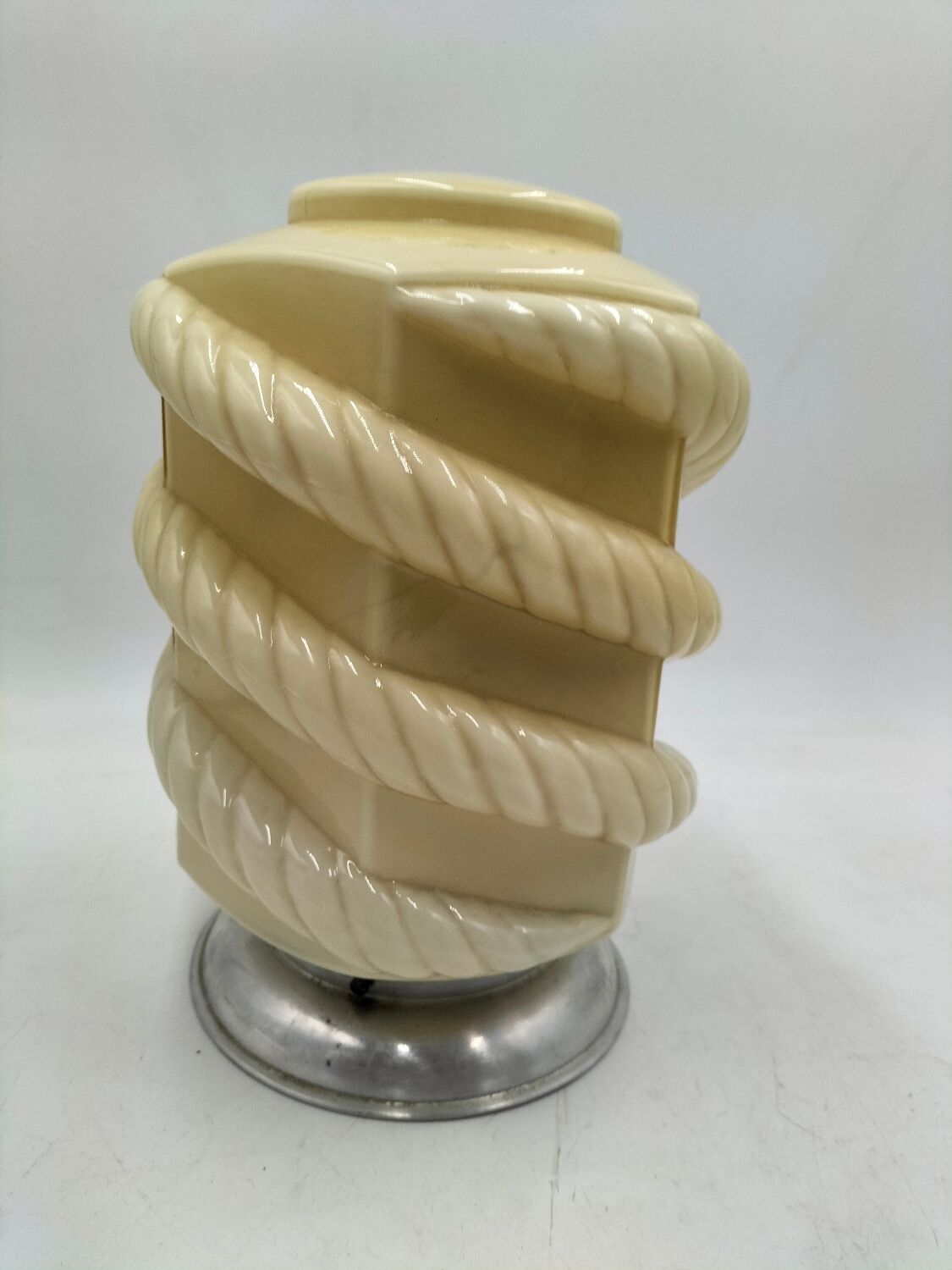 Opaline ceiling light