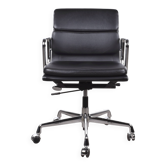 Chaise de bureau Charles & Ray Eames EA217 en aluminium poli et cuir noir