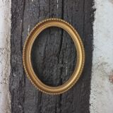 Oval golden frame small model