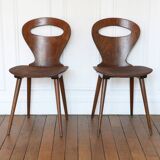 Suite of two Baumann Fourmi chairs