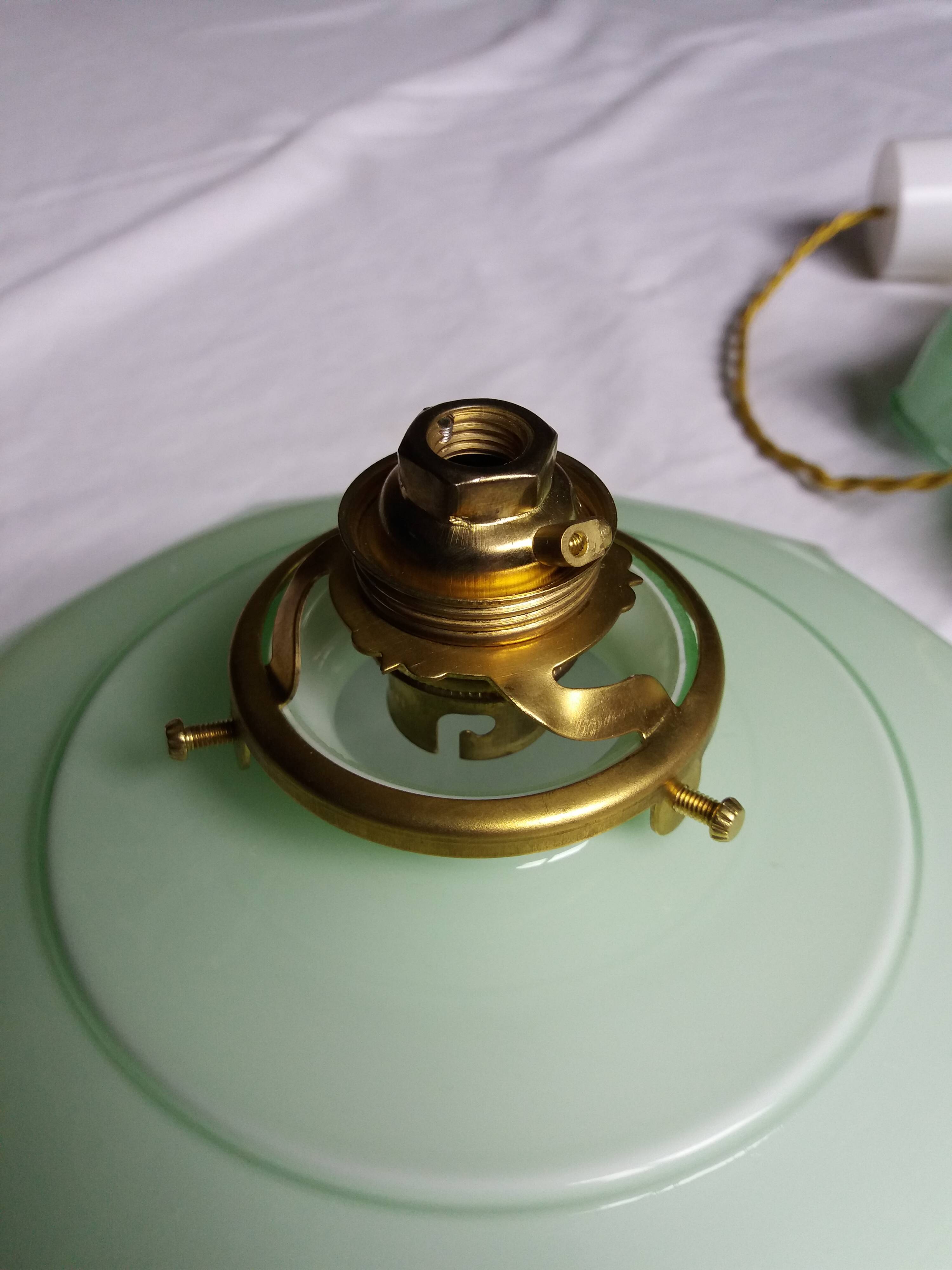 Suspensions abat jour opaline vert pastel