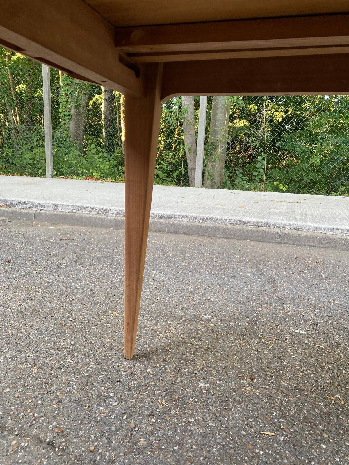 Table à manger design scandinave extensible décapée en teck brut 1960
