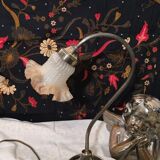 Lampe à poser et sa suspension en laiton et corolle en verre