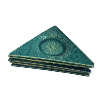 Set of 5 blue triangular plates