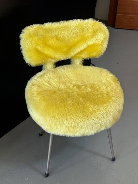 Chaise moumoute Pelfran