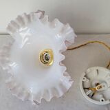 White and pink opaline suspension