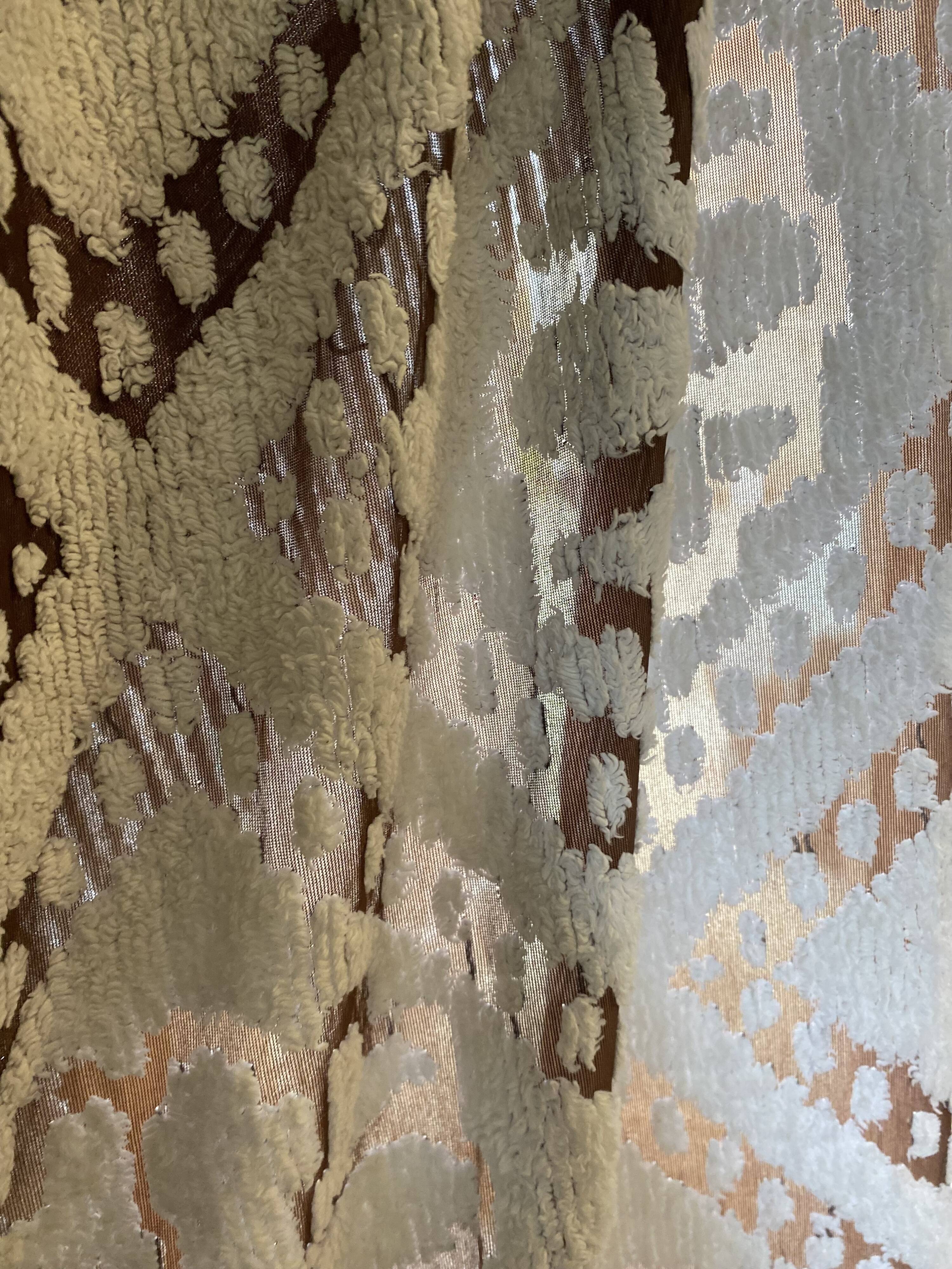 Bedspread with fringes