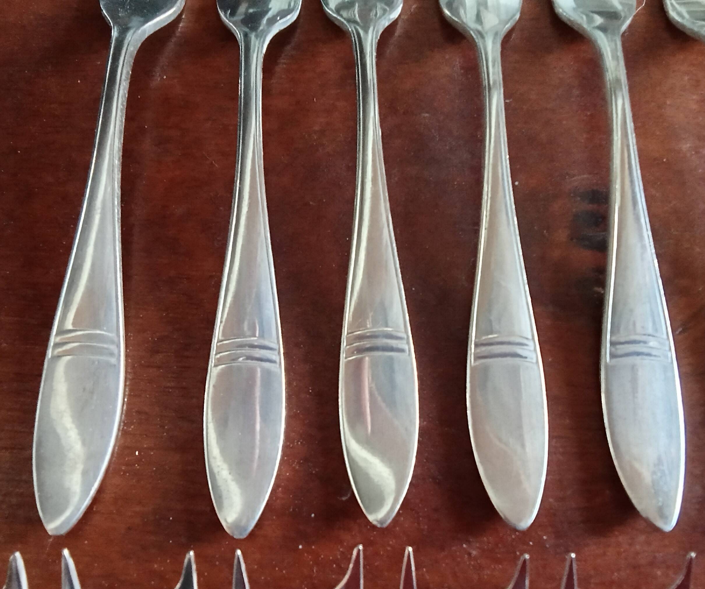 12 silver-plated metal condiment forks for shellfish by Christofle, Albi model.
