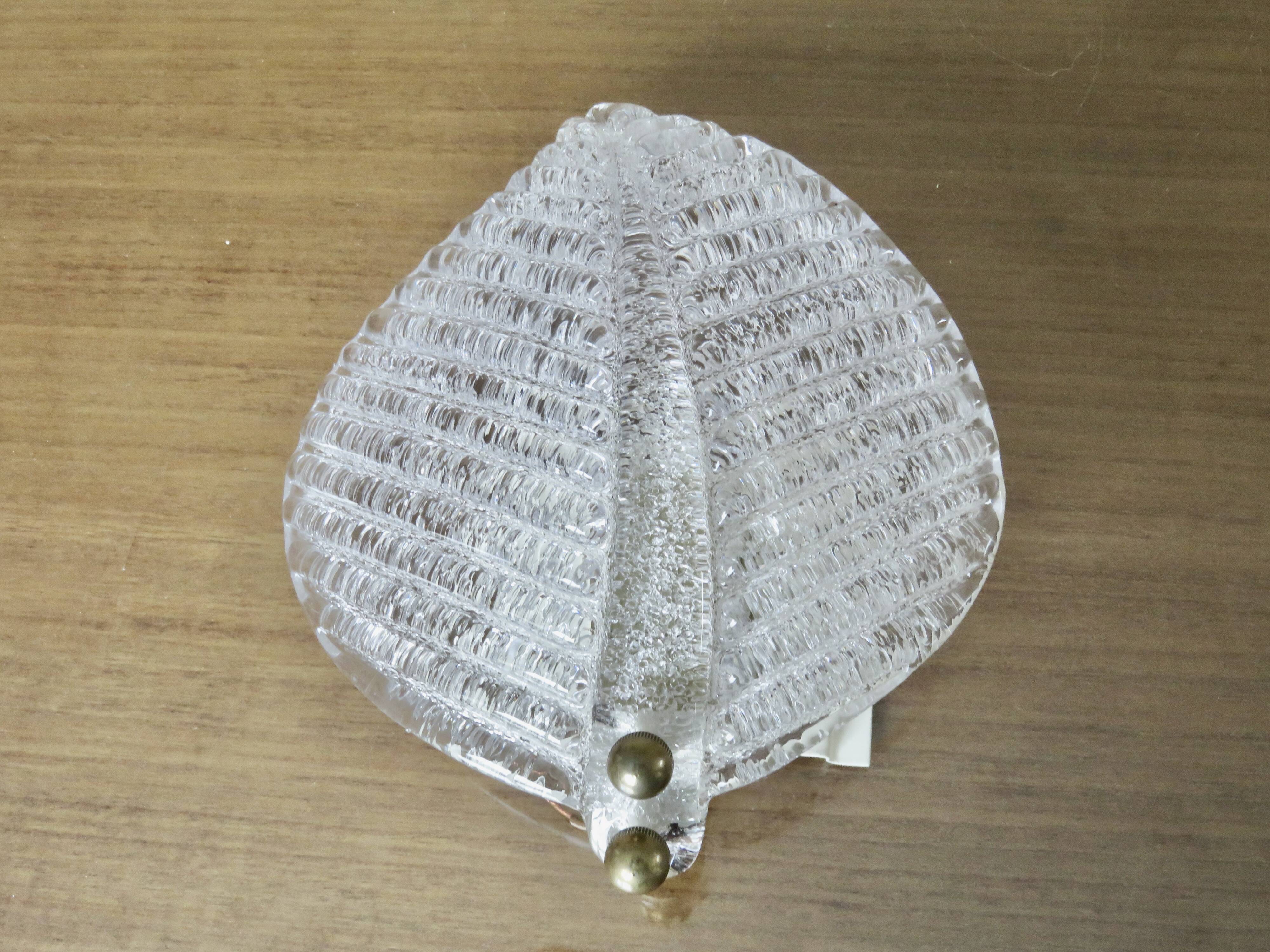 Barovier & Toso "leaf" wall lamp in Murano glass, 1970, vintage, Italy