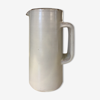 Sandstone jug white 1970