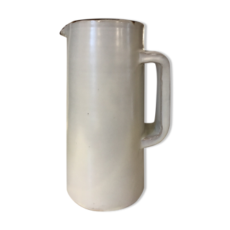 Sandstone jug white 1970