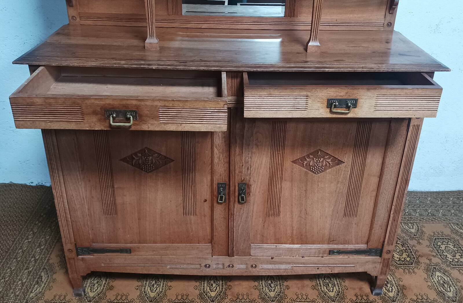 Art Nouveau Art Deco buffet in blonde walnut